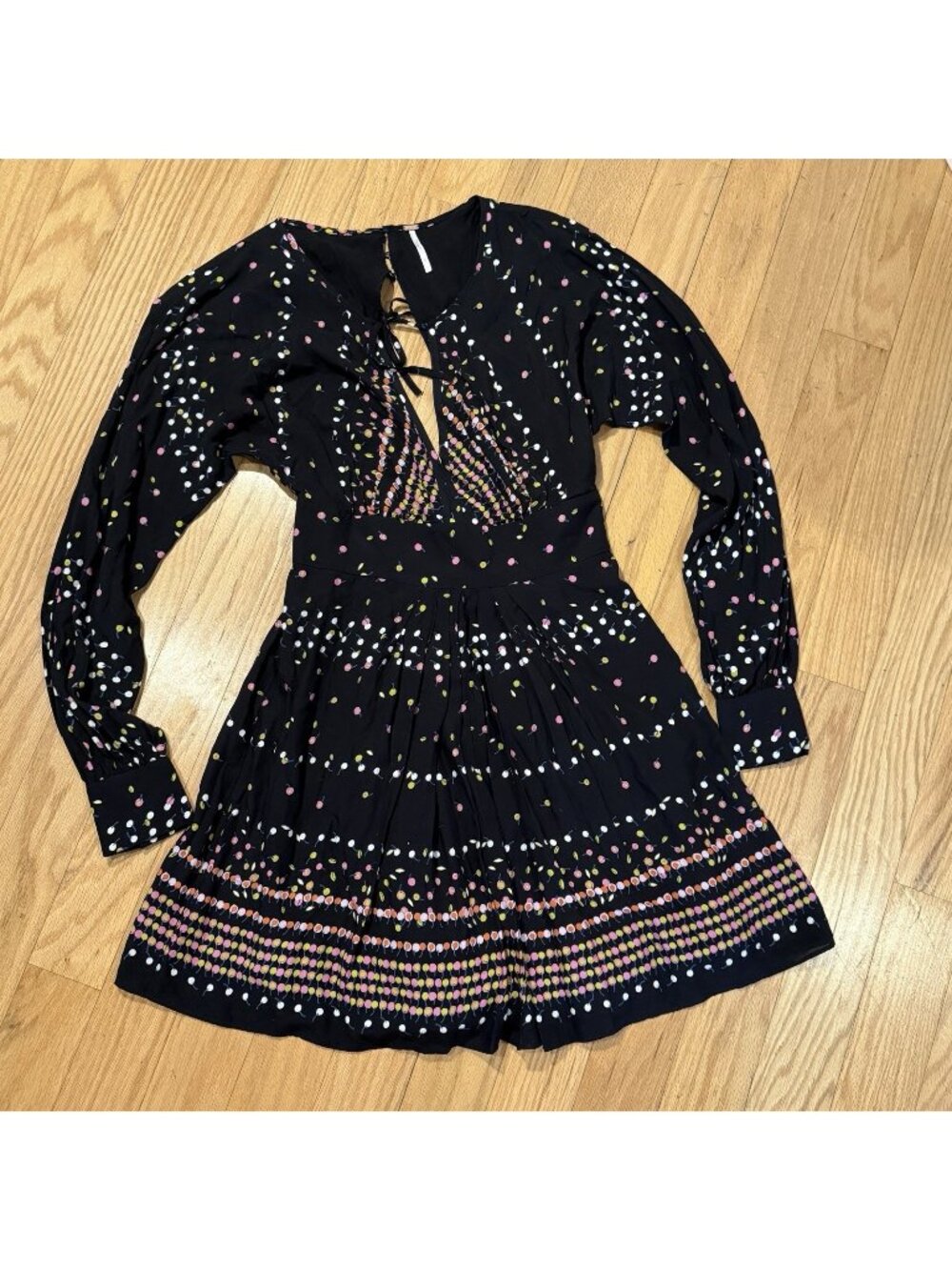 Free People Colorful Dot Print Black SZ 6 Mini Open Back Dress